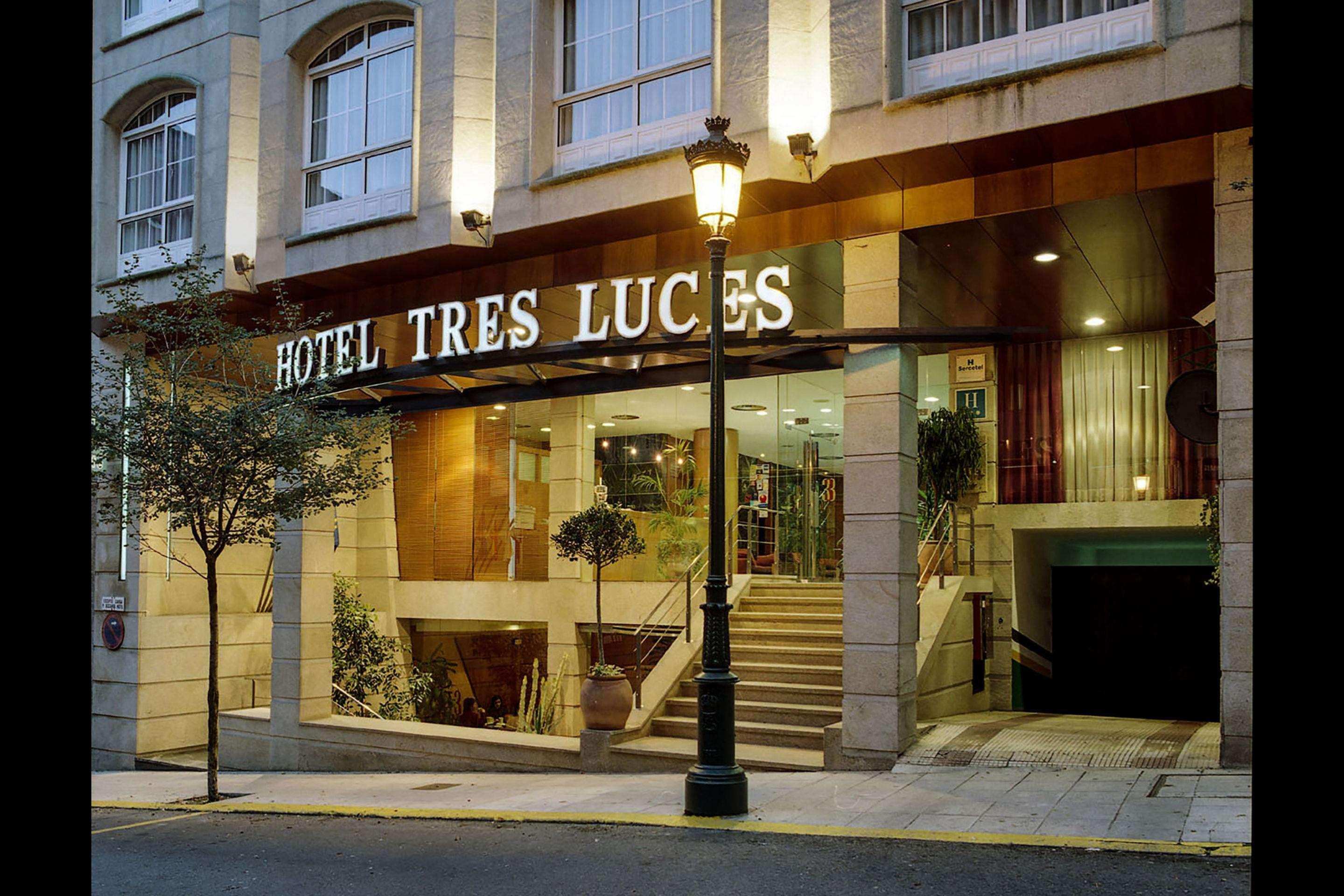 Hotel Sercotel Tres Luces Vigo Esterno foto